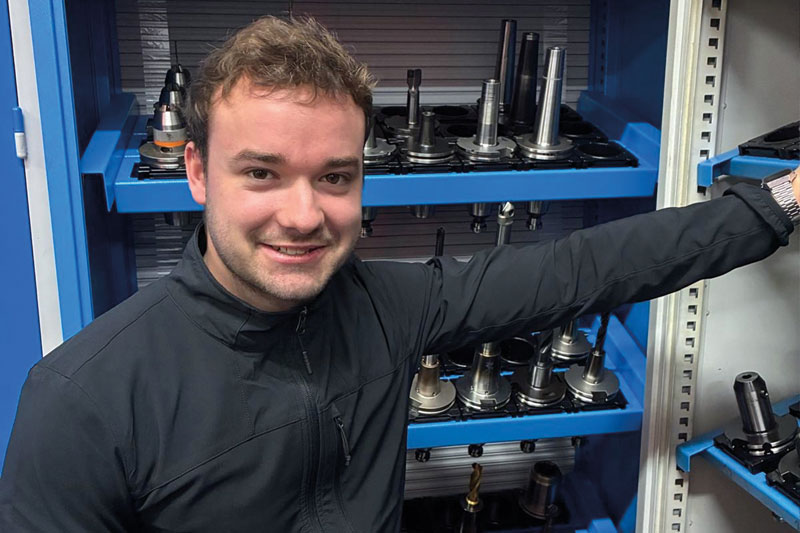 AVT Arnstädter Verzahnungstechnik Praktikant und Studienabsolvent