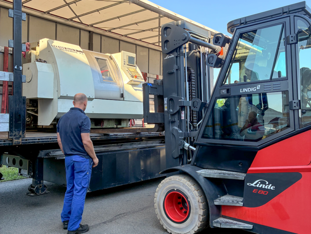 Maschinenlieferung bei der AVT-Gildemeister CTX 400